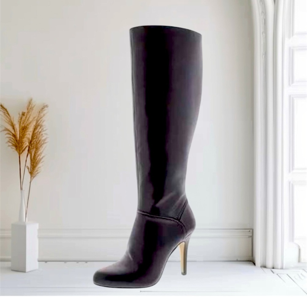 INC International Concepts Women's
Taisa Knee High Boots Black (SR) Size 5M